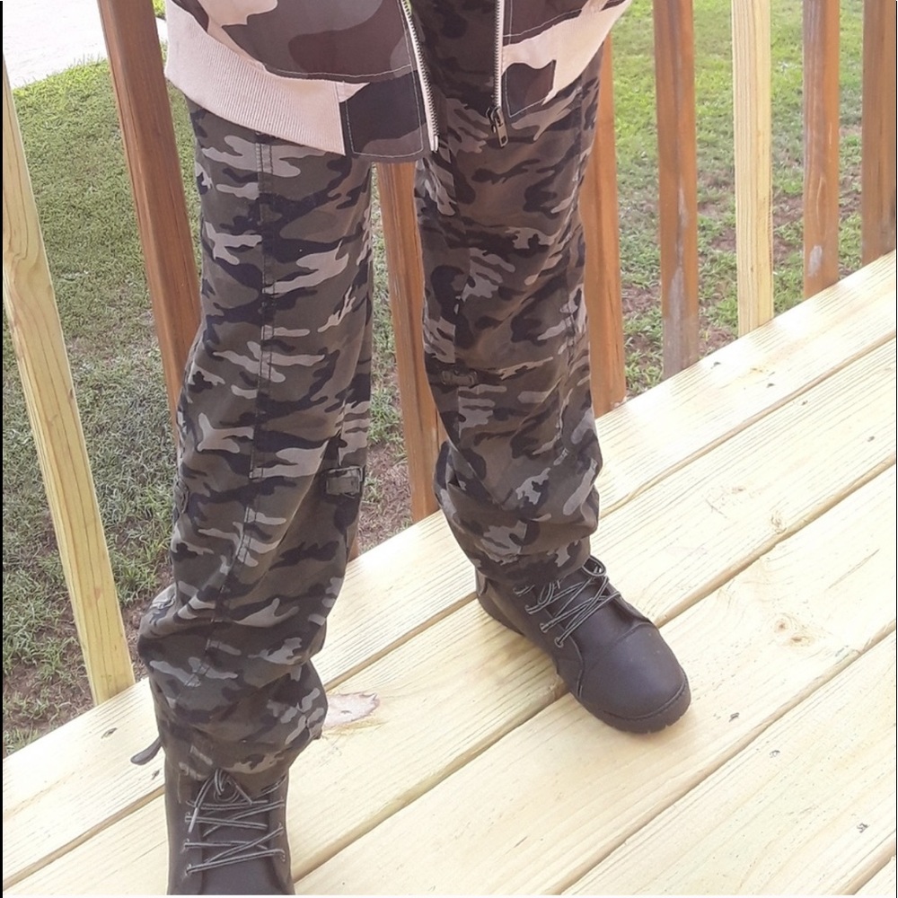 Forever21 Camo Pants